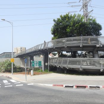 תמונה כללית של דרך הולכי הרגל לגשר